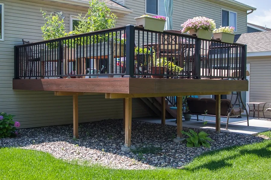 Deck After metal railing with drink rail