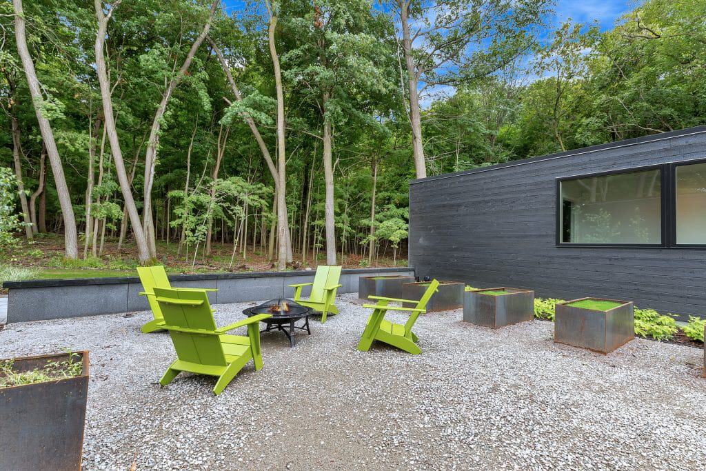 2018 Tour of Homes Courtyard firepit seating area